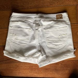 American Eagle Midi shorts
